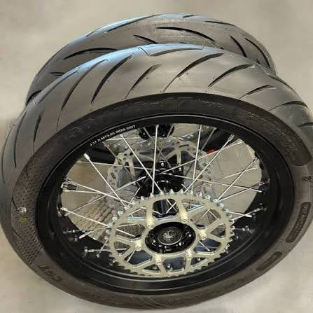 Ultra Bee Supermoto Wheelset (17in) Sumos